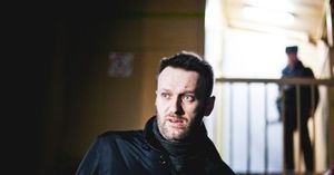 Сторонники Навального заявили о разрыве с оппозиционером: "Жулик!"