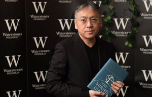 Нобелевскую премию по литературе получил Кадзуо Исигуро