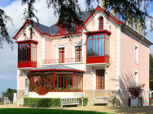 Дом-музей Кристиана Диора в Гранвиле