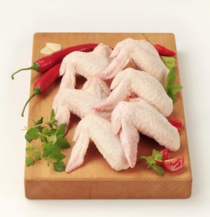 Острые, румяные, хрустящие — мои любимые! 10 вариантов приготовления куриных крылышек.