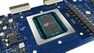 Intel представила первый процессор для систем искусственного интеллекта