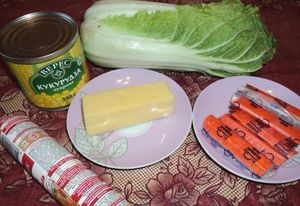 Салат с пекинской капустой и крабовыми палочками