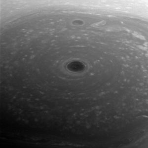 Как выглядит буря на Сатурне