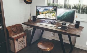 Деревянный стол для рабочего места: стильные варианты