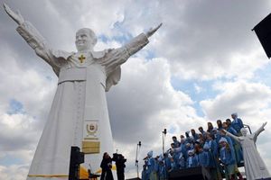 Украина становится полем боя между униатами и католиками