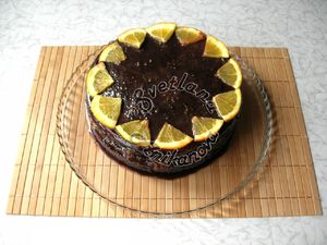 Шоколадный торт «Бразилия» с апельсиновым конфи