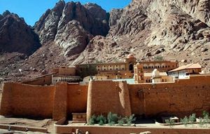 Древняя библиотека и мозаика в Египетском монастыре открылись после ремонта
