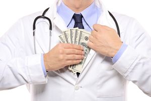 Сколько денег нужно дать врачу?