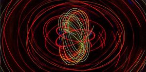 Физики нашли способ незаметно следить за квантовыми частицами