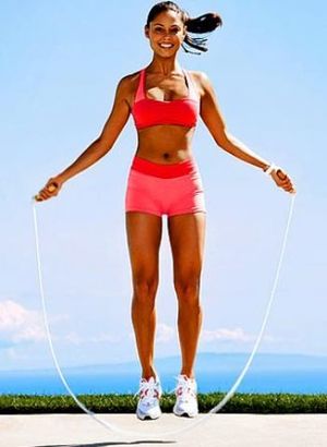 6 упражнений для сжигания калорий и эффективного похудения к лету. Почувствуй себя богиней на пляже!