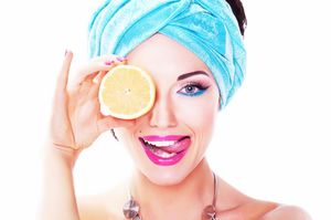 5 бьюти-советов c использованием лимона. Недорогие и эффективные способы для улучшения внешности.
