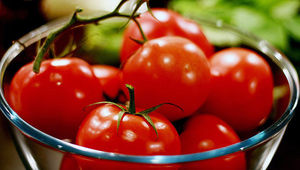 10 неоспоримых причин, почему помидоры стоит употреблять ежедневно. Об этом ты точно не знал!