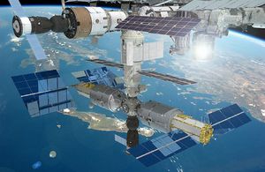 Boeing и SpaceX приступят к доставке астронавтов на МКС в 2019 году