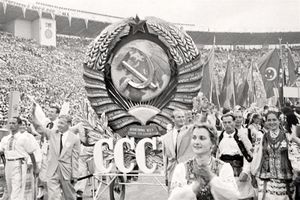 Какие бывшие республики СССР выиграли больше всего после его распада