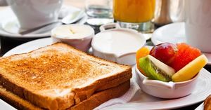 Гренки на завтрак: три вкусные идеи. Сделай утро неповторимым!