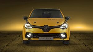 Renault Clio получил 275 сил