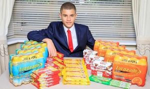 15-летний лондонский подросток создал бизнес-империю, продавая шоколадки в школьном туалете