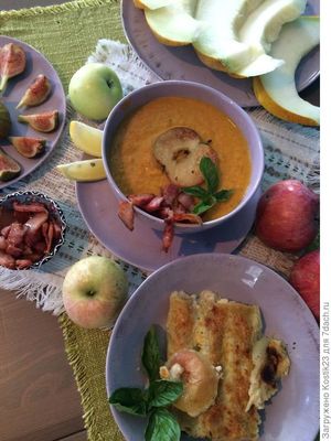 С едой на Ты, или Рецепты от Кости: суп-пюре из яблок с морковью и каннеллони с сыром и кешью в соусе бешамель и яблочном пюре