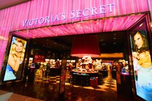 Victoria’s Secret откажется от выпуска верхней одежды