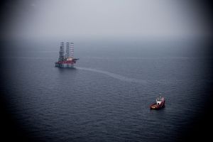 До дна достучались: Спорные газовые вышки в Чёрном море
