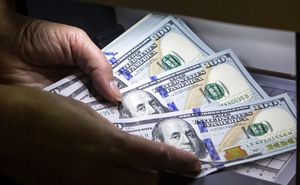 Сбербанк заявил о резком притоке денег в Россию из-за опасения санкций  