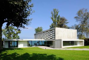 Дом на Женевском озере