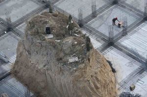 Проблема для китайских строителей (11 фото)