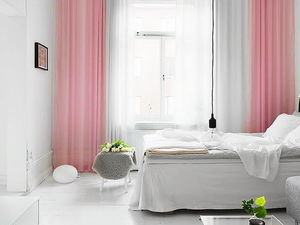 Маленькая квартира серо-розового цвета на 33 квадратных метрах