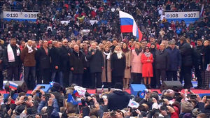 Путин и звезды спели для 130 тысяч посетителей "Лужников"