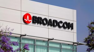 Трамп запретил Broadcom покупку Qualcomm