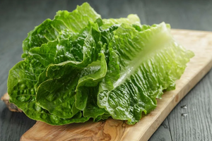 Польза и возможный вред листового салата: что важно знать