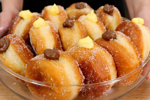 Пончики, которые не впитывают масло и остаются воздушными на второй день. Бомболони с кремом