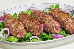 На огне или на плите - легендарный люля-кебаб!