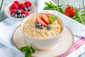 Овсянка на завтрак: польза, возможный вред и распространённые мифы