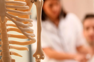 Как питаться, чтобы сохранить здоровье костей