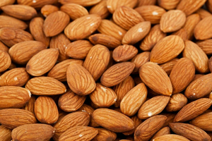 Миндаль: польза, нюансы и правильное употребление