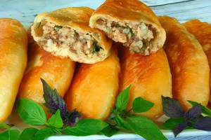 Воздушные домашние пирожки с мясом: рецепт, который получается всегда