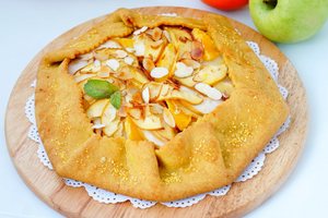Галета с фруктами: простой и невероятно вкусный летний пирог