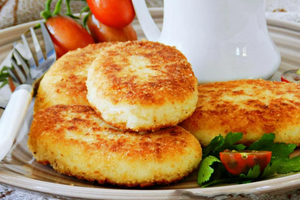 Картофельно-творожные котлеты с курицей: без жарки и с сочной начинкой