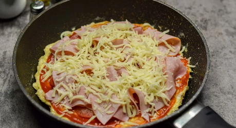 Ленивая пицца на тортилье: простой рецепт, который всегда выручает