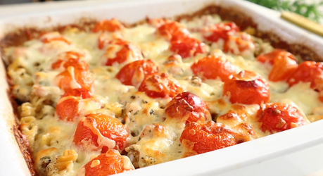 Все смешали и в духовку! Быстрый ужин без заморочек.