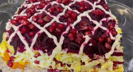 Салат «Розовая королева»: нежная альтернатива классической «шубе»