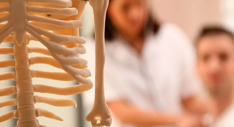 Как питаться, чтобы сохранить здоровье костей