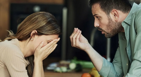 Токсичные отношения: 8 тревожных признаков, которые нельзя игнорировать