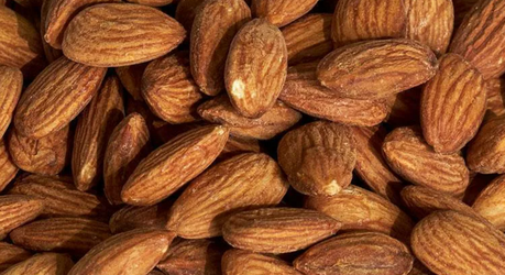 Миндаль: польза без иллюзий и нюансы, о которых важно знать