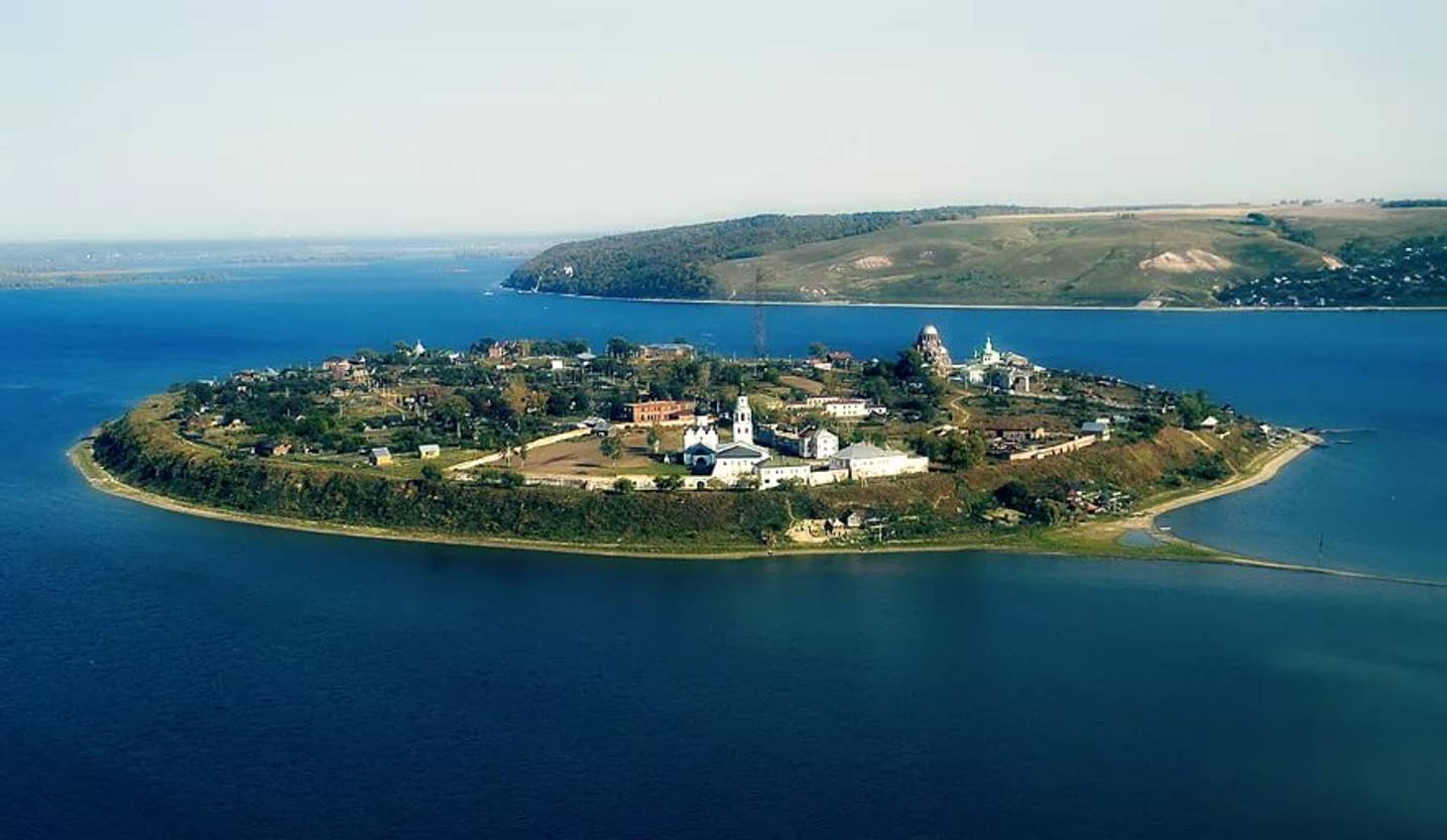 Остров град свияжск фото летом