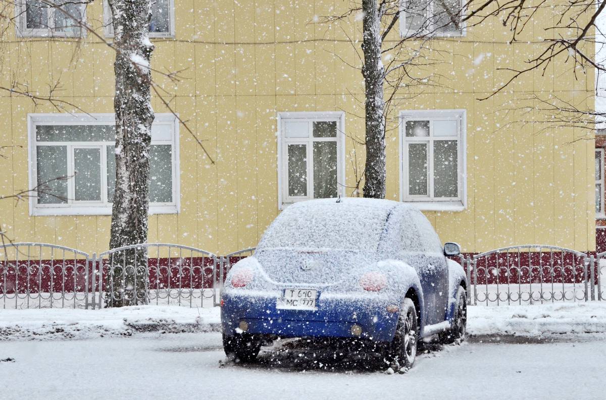 Сугробы в Москве