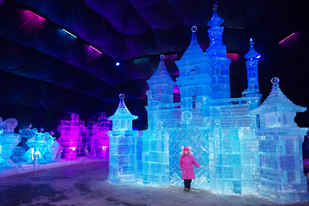Ледяные скульптуры в Москве 2022 в парке Горького