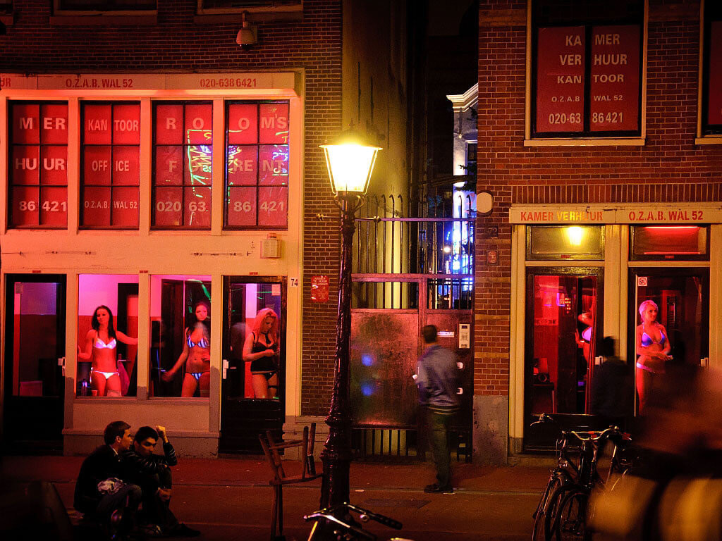 Экскурсия на улицу красных фонарей в Амстердаме 